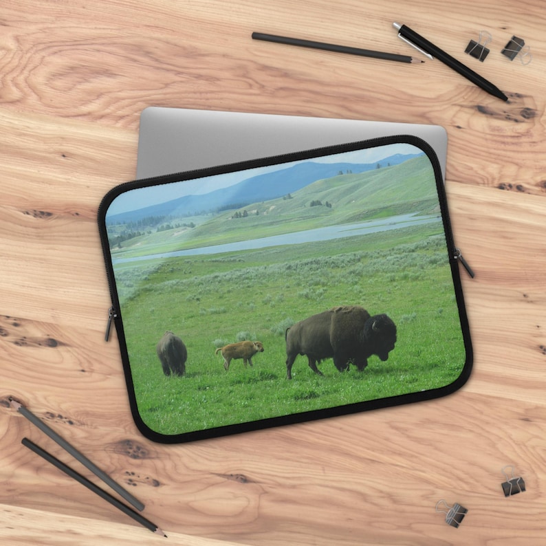 Yellowstone Bison Laptop / Tablet Sleeve