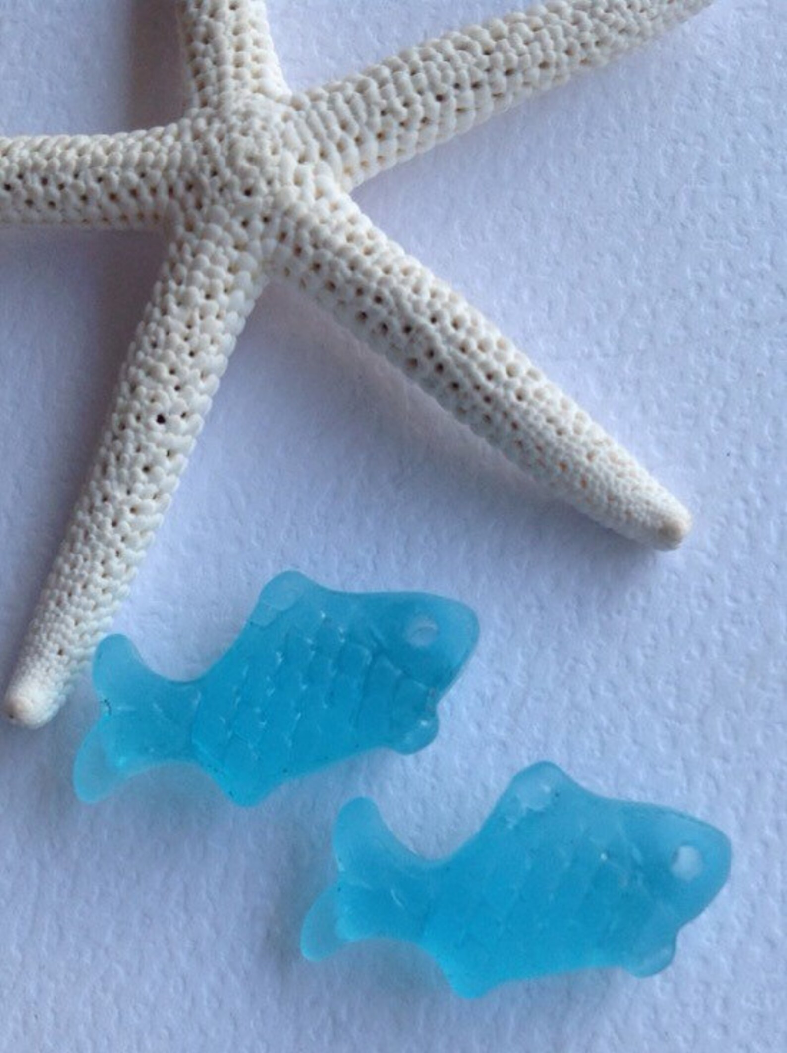 2 pcs sea glass beadsturquoise fish beadseaglass Etsy