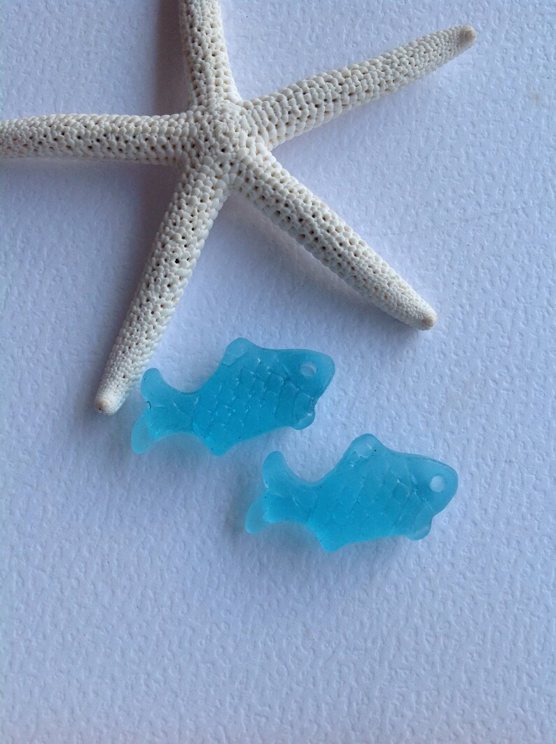 2 pcs sea glass beadsturquoise fish beadseaglass Etsy