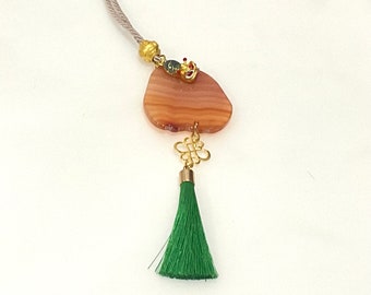 Agate slice necklace with tassel