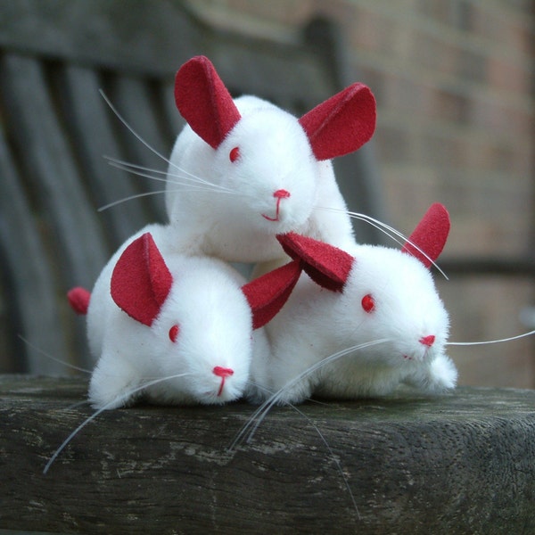 life size raggyrat mouse softie