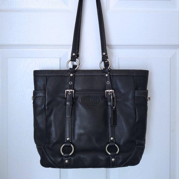 バッグ COACH Y2K Gallery Leather Black Tote Bag Coach Y2K Vintage Leather Buckle Gallery Tote #F11524 EUC - Etsy