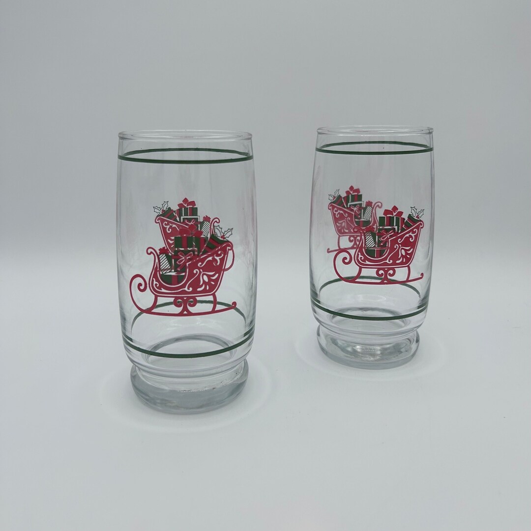 Christmas Drinking Glasses Set Sleigh Full of Presents, Red & Green — free download