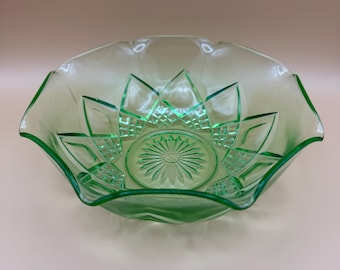 Cuenco con diseño de arcos de diamante de uranio verde avellana Atlas, plato coleccionable retro de mediados de siglo, decoración de mesa de inspiración art déco.