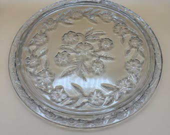 Clear Glass Cake Plate Apple Blossom Floral Pattern Serving Platter Flower Motif Dessert Tray Wedding Table Centerpiece Display