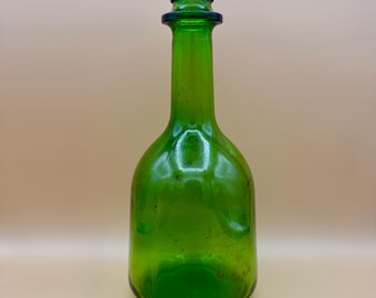 Emerald Green Long Neck Bottle – Vintage Apothecary Decor