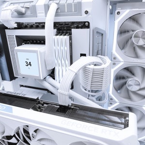 White Gaming PC | 