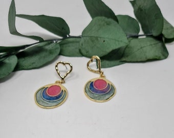 Blue and pink circle drop earrings