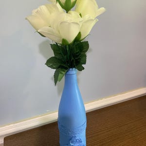 blue Bud vase