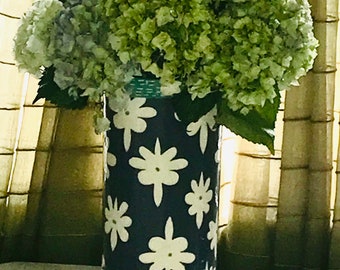 Column Vase wall flower pattern