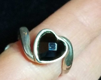 Goth Sterling Silver Black CZ Gemstone Heart Ring Love Jewelry Valentine&#39;s Friendship Girlfriend Ring