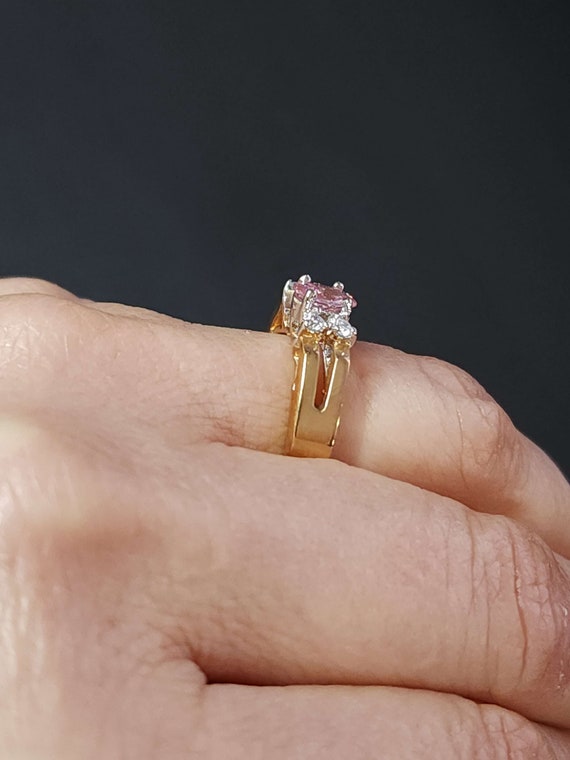 Size 6 Vintage Pink Engagement Ring, Gold Cocktai… - image 5
