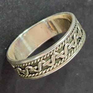 Size 7.5 Sterling Silver Ring, 6mm Wide Band Braid Band Ring