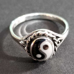 925 Yin Yang Ring | Delicate Mens Womens Unixex Vintage Style Sterling Silver Ring