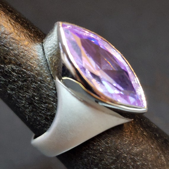 Size 5 Light Purple Ring, Large Statement Ring, V… - image 4