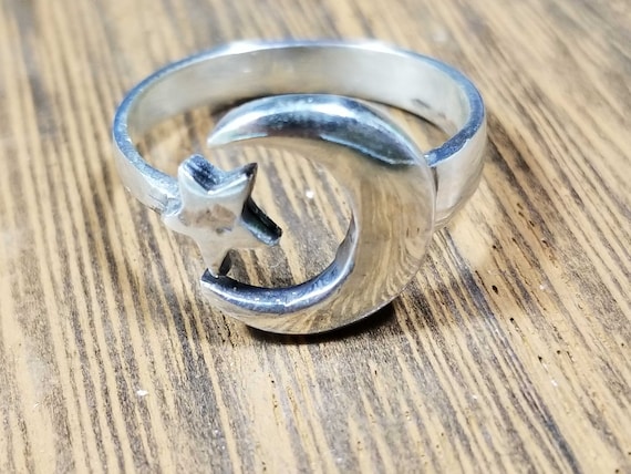 Adjustable Moon and Star Chain Ring main image 0