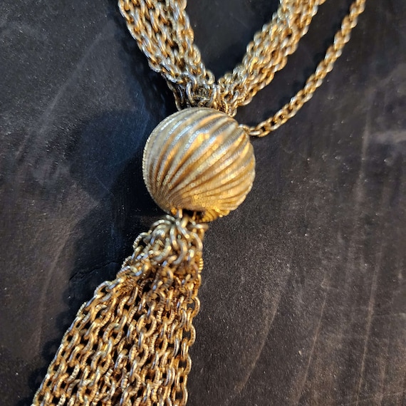 Vintage Chain Tassel Necklace, Gold Tone, Metal B… - image 2