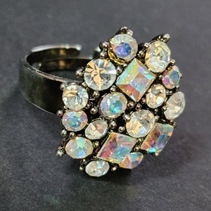 White Rhinestone Ring, Small Vintage Silver Adjustable Fashion Ring, Quality Bling Lots of Sparkle Halloween Cosplay 20s Costume