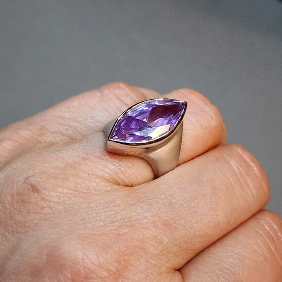 Size 5 Light Purple Ring, Large Statement Ring, V… - image 10