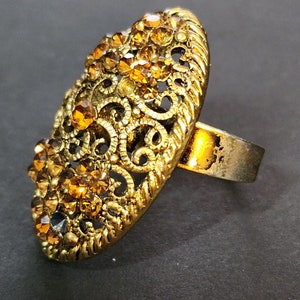 Topaz Rhinestone Ring, Gold Vintage Adjustable Fashion Ring, November Birthstone Quality Bling Lots of Sparkle Halloween Cosplay 20s Costume