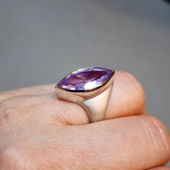 Size 5 Light Purple Ring, Large Statement Ring, V… - image 9