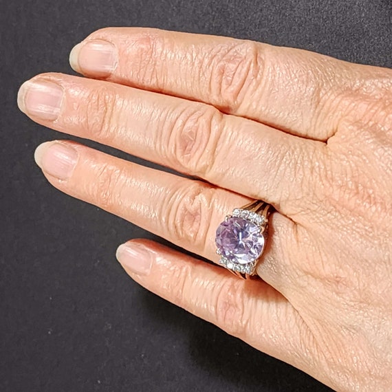 Size 4.75 Vintage Ring, Gold Ring, Light Purple O… - image 3