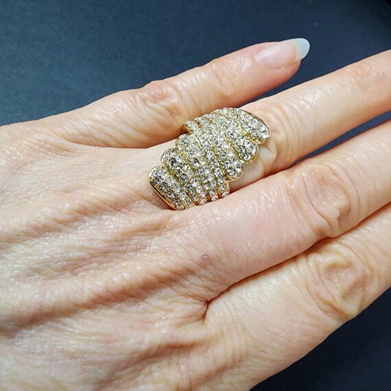 Size 6 Ring, Large Gold Statement Ring, Pavè Cock… - image 2