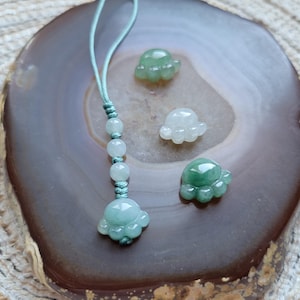 Natural jadeite jade cat&#39;s paw with Natural jadeite beads charm. car key charms key charm phone charms bag charm.