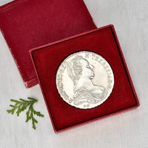 Maria Theresia Thaler Coin - 833 silver bullion 1780 SF restrike - original Linz Austria red velvet lined box- SL24