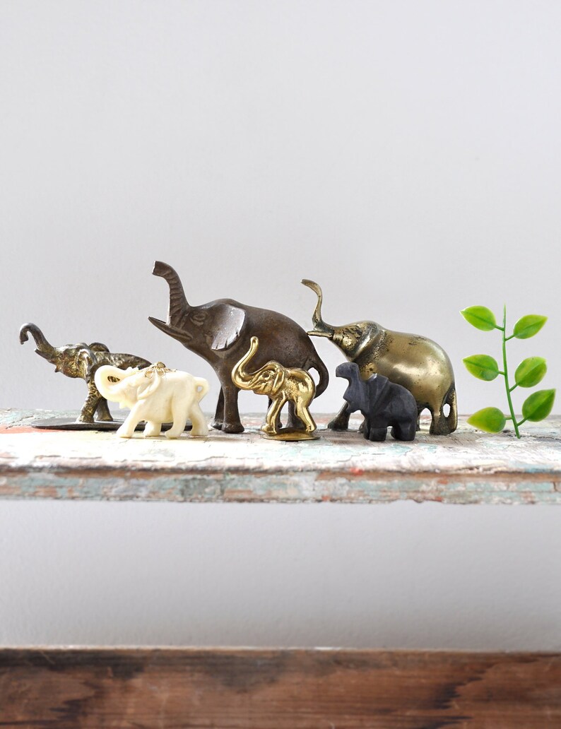 small plastic elephant figurines