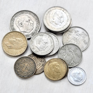 15 Vintage Spanish Coin Lot - mostly 1940s, 1950s 1960s pre-euro coins - 1, 5, 10 25, 50, Franco pesetas -  aluminum 10 centimos - SL25