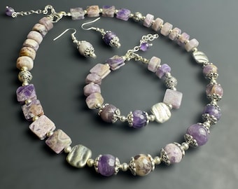 Conjunto de joyas de amatista: collar, pulsera y pendientes de plata de ley