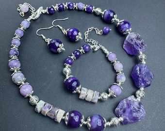 Collar de amatista llamativo, conjunto de joyería artesanal con piedras preciosas, joyería con la piedra natal de febrero, regalo único y especial para ella.
