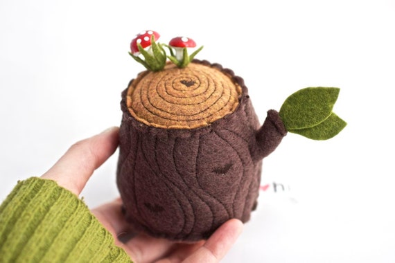 Felt Tree Stump Pincushion with Mushroom Pin – Woodland Sewing Accessory