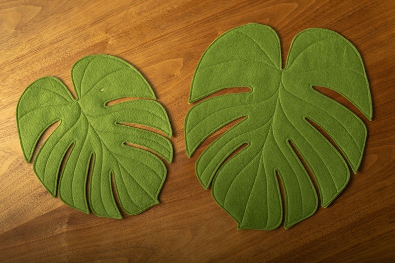 Monstera Leaf reversible table mat plant mat/ Monstera Etsy