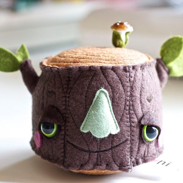 Pincushion - Large Mr Tree Stump Plush