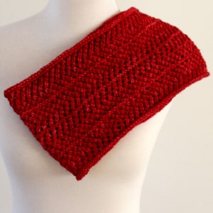 Zaggy Cowl and Cuff PDF Knitting Pattern Download image 8