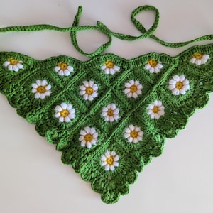 Green Daisy Bandana: Cottagecore Boho Hair Scarf