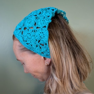 Turquoise Cottagecore Bandana | Belt triangle | Boho Hair Scarf | Hippie Hair Wrap | Retro Hair Kerchief | Triangle Headband | Headscarf