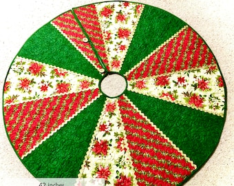 Quilted Christmas Tree Skirt - Seasonal Circle Tree Skirt - Completed Item