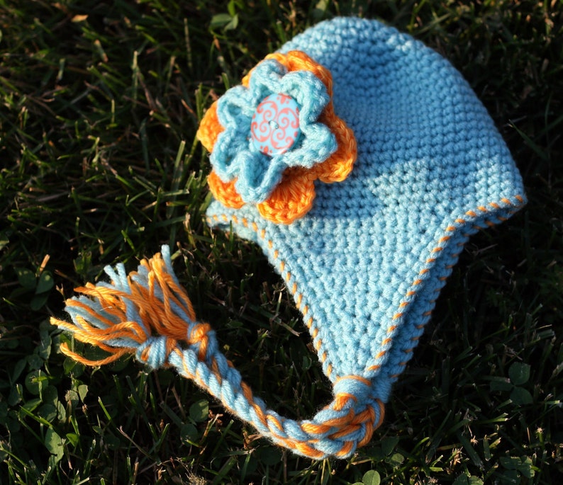 Patrón de ganchillo de descarga instantánea, gorro con orejeras azul para bebé, bebé y niño pequeño en 4 tamaños, accesorio fotográfico PDF imagen 1