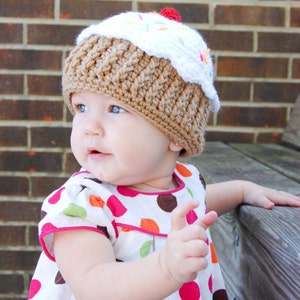 Cupcake Hat Pattern for Making a Crochet One Year Cupcake Hat for One Year Birthday Photo Prop Children image 1