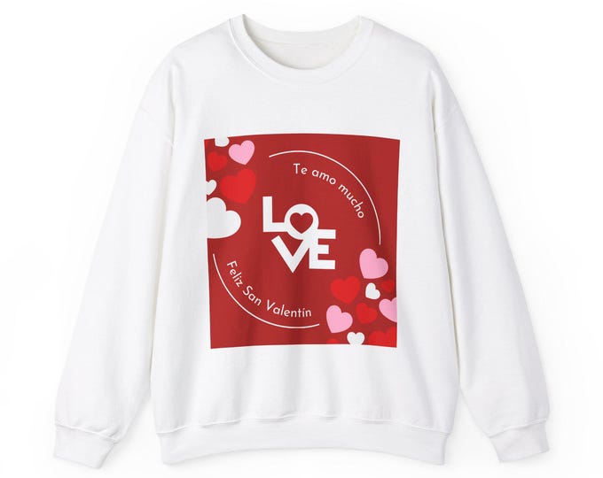 PAPAValentine's Love Sweatshirt, Cozy Crewneck for Couples, Perfect for Valentine's Day, Heart Design, Gift for Him & Her