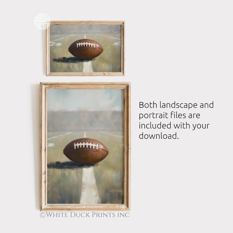 Peut inclure: Deux impressions encadr&eacute;es d'un ballon de football marron avec des lacets blancs sur un terrain. Les impressions sont dans des cadres en bois brun clair. Le texte sur l'image dit "Both landscape and portrait files are included with your download."