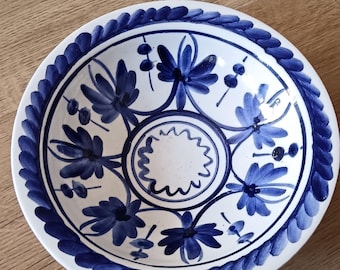 青色花模様の陶器皿 レトロ アンティークの伝統的な陶器の花模様の青い絵皿 - Etsy 日本