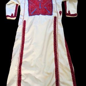 Hand stitched white Palestinian Thobe-Palestinian dress size M/L-Handmade Palestinian dress-Vintage Palestinian thobe-Bedouin dress image 1