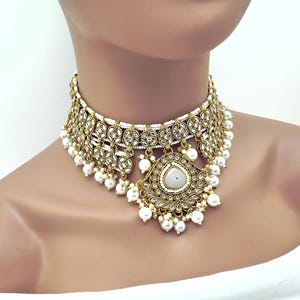 Kundan Necklace Traditional Indian Meenakari Jewelry Bridal Choker Set with Earrings Tikka Wedding Jewelry Gift white indian jewelry103