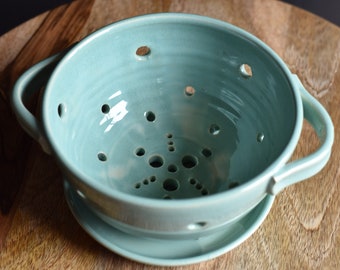 Turquoise Berry bowl, Handmade pottery with handles and tray