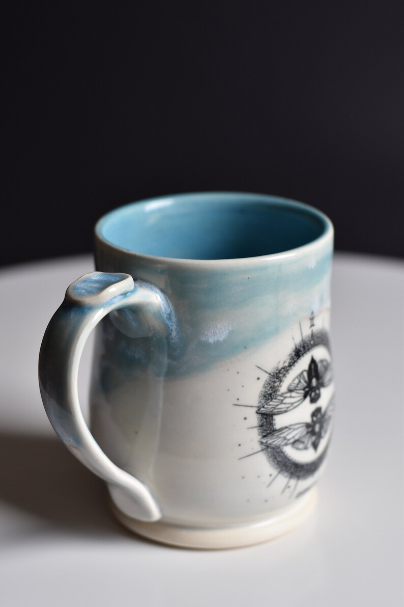 Zwilling Sternzeichen Handgemachte Tasse, Weiß und Blau Bild 2