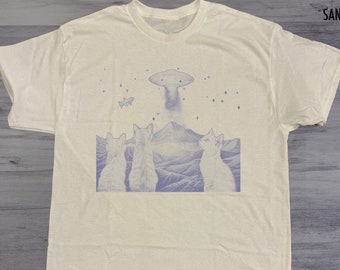 Cat Ufo Funny Graphic T Shirt, Cool Funny Vintage Cat Shirt, Cat Meme T Shirt,  Retro 90s Alien Shirt, Cat Gifts, Cat Lover Tshirt, Weird